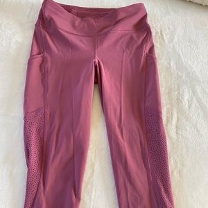 Lululemon Breezy Dot  Crop Legging